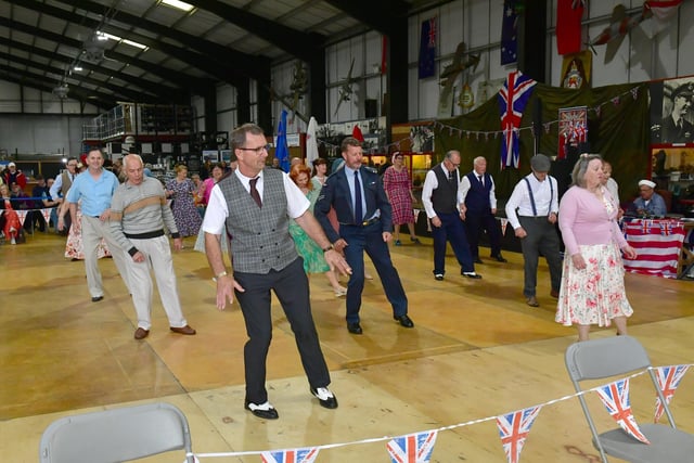 1940's dancing in the hangar.