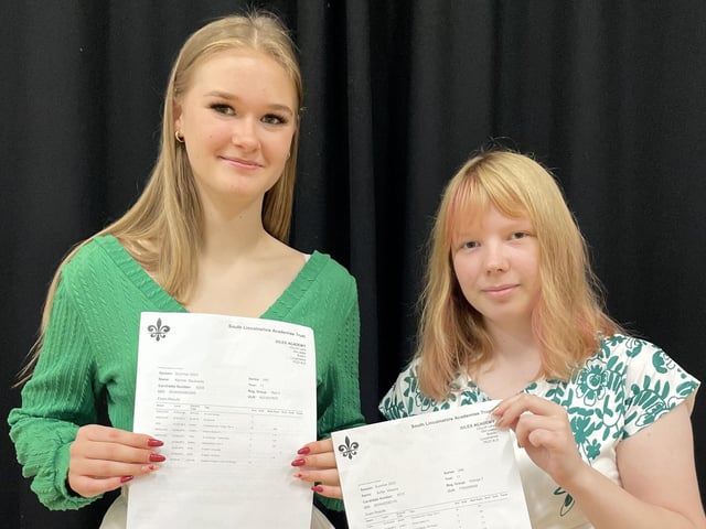 The Giles Academy's Kamila Dauksaite and Sofija Vlasova.