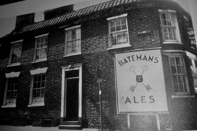How the original Batemans Ales sign looked many years ago on the walls of the former Cross Keys pub in Horncastle.