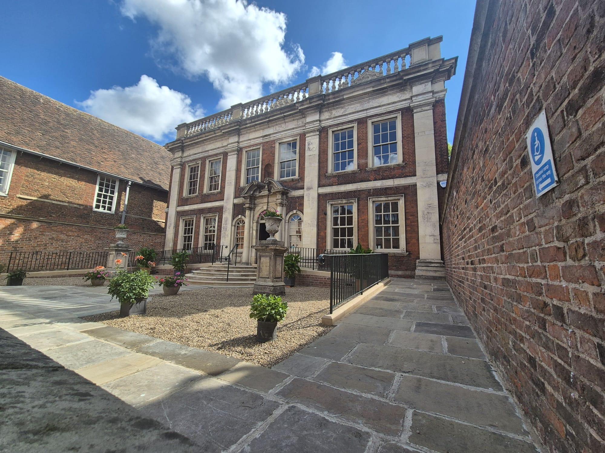 „Grandest House in Boston“ soll nach 2,3 Millionen Pfund teurer ...