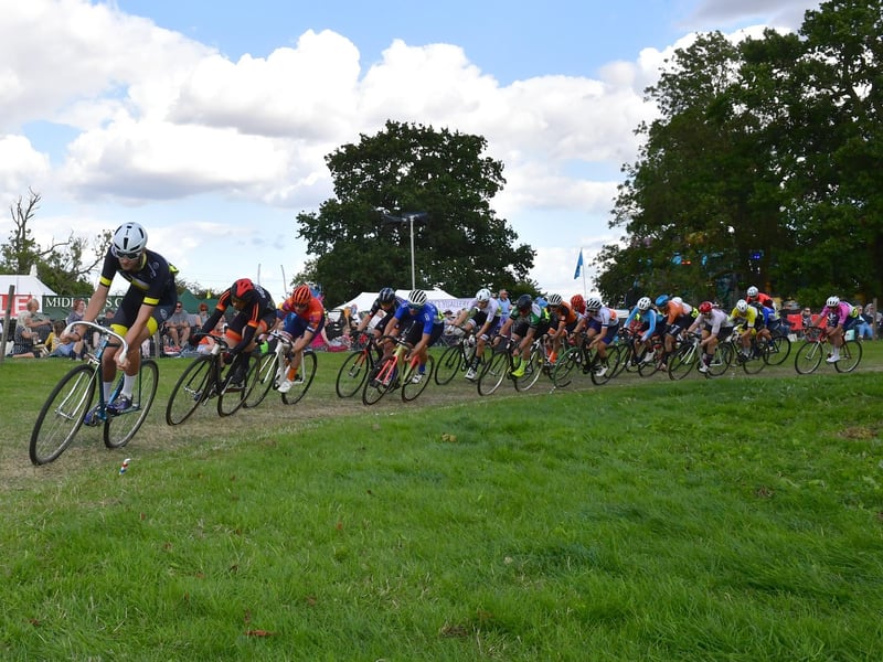 Senior cycling - Elimination race for men and women