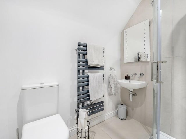 ... its en suite.