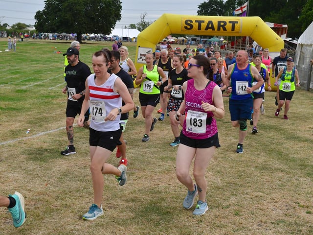Start of the 10 mile road race