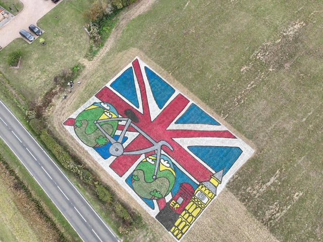 Union Flag drawing designed by Lincolnshire schoolgirl Grace. Location: Old Barn Retreat, Sutton Road, Alford, LN139QJ.