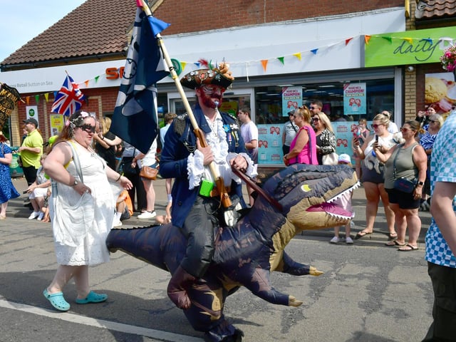 Sights of the carnival.