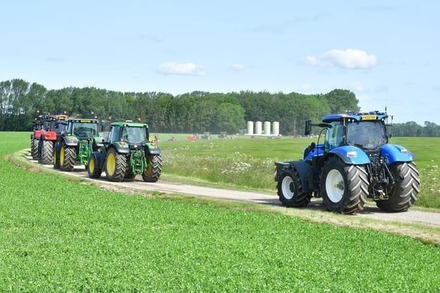 Wolds Tractor Run from Caudwell's Yard, Ludborough