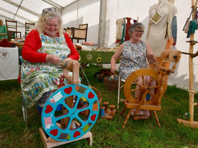 L-R Wendy Salisbubry of Bicker and Carole Elkington of Heckington, members of Brothertoft Group of Weavers, Spinners and Dyers