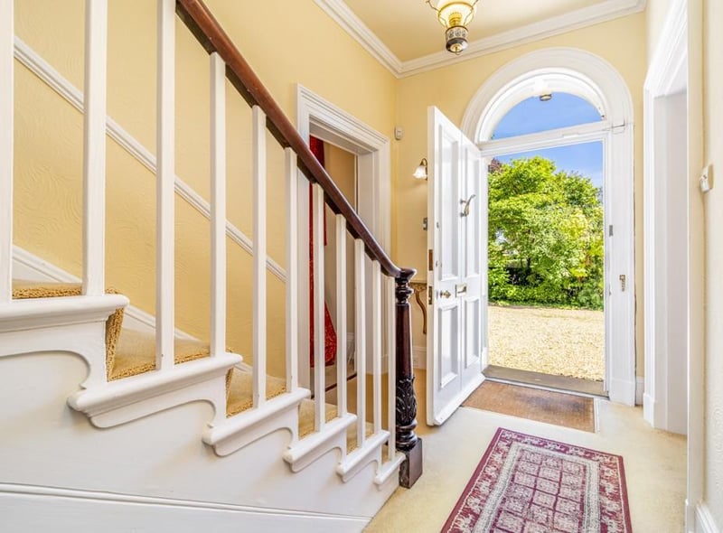 The entrance hall.