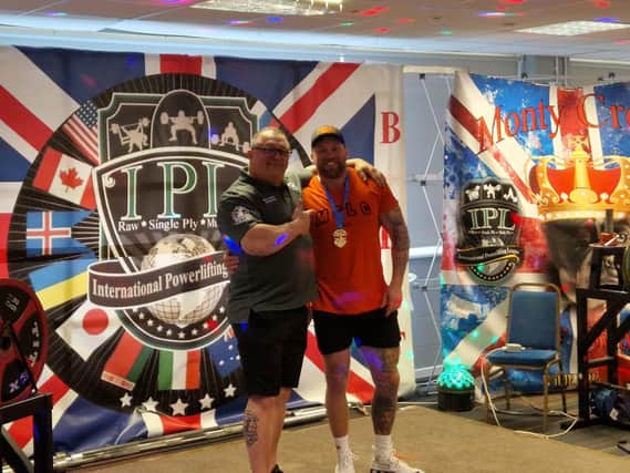 Thomas Chenery set a new British Record in the 100kg class of 192.5kg (30.3stones)