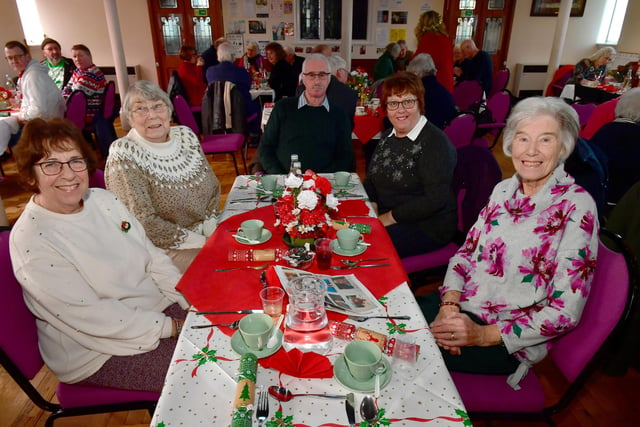 Guests (from left)  Sandy Shaw, Joy Shepperson, Richard Shaw, Gail Shaw, Valarie Smith