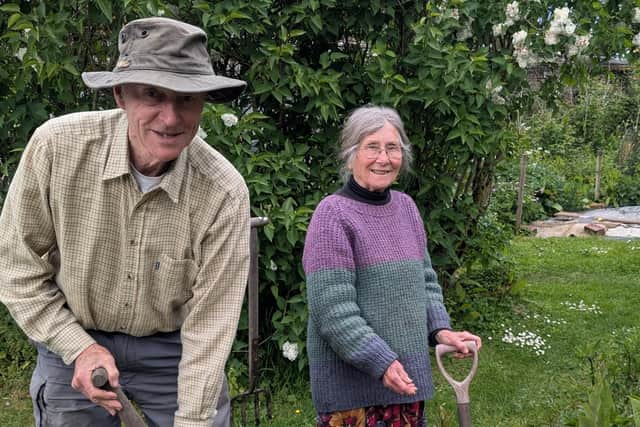 Ivor and Pam Davey. Photo Ivor Davey