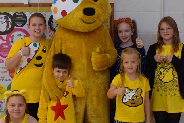 Youngsters at Staniland Academy with Pudsey Bear.