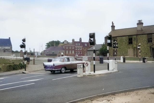 The original gallery included some bonus pictures. This is of Haven Bridge, soon after its opening in 1966.