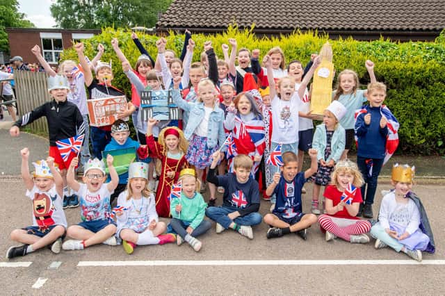 Horncastle primary school celebrate the Platinum Jubilee.