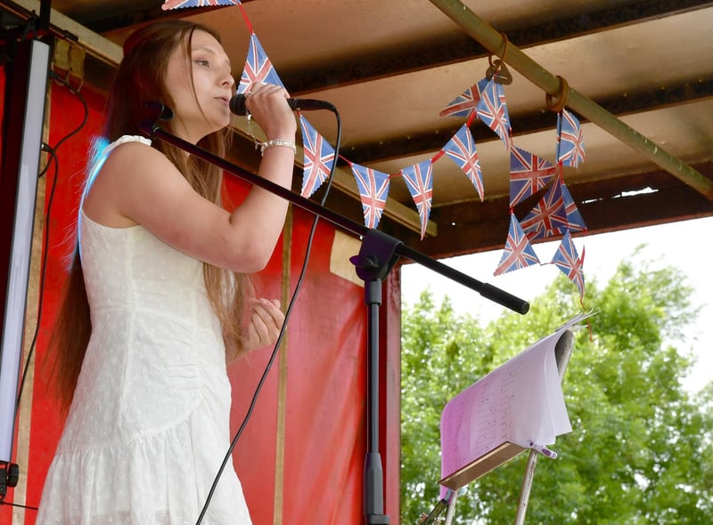 Nicole performing at Scredfest.