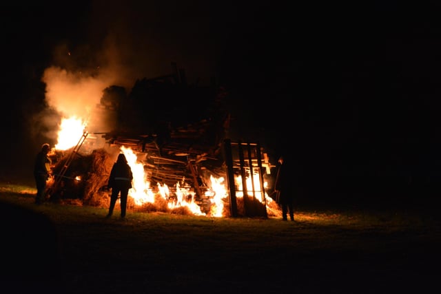 Caistor Mayor Jon Wright and Lions President Katrina Robinson lit the bonfire