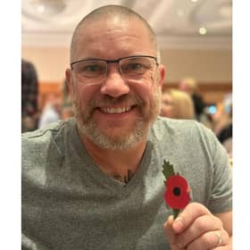 Sleaford veteran and Invictus games medallist David Argyle with the new plastic-free poppy.
