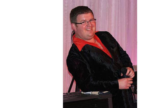 Organist Tony Stace