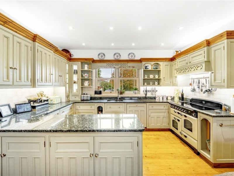The kitchen section of the kitchen/dining room.