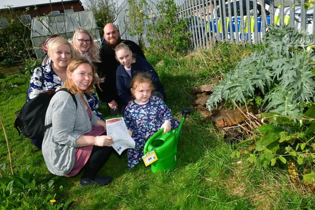 Phoebe Parrinder, 5, with Sarah Cash, Jayne Cash, Nicola Cash, Adam Parrinder, Amanda Cash of Louth.