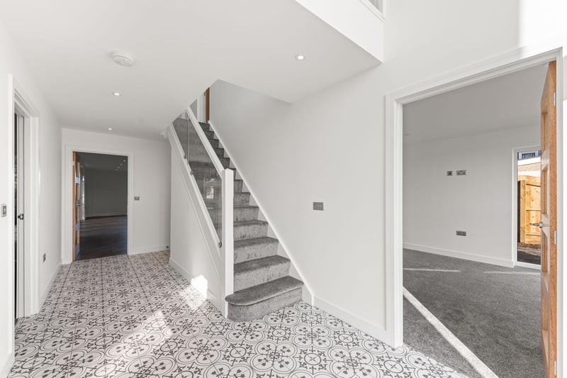 The entrance hall.