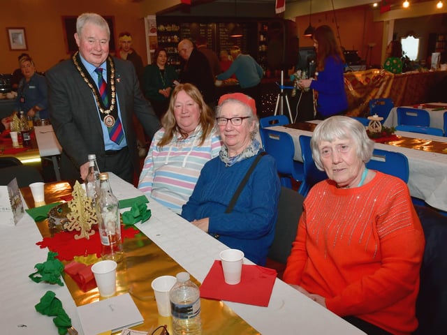 Mayor of Skegness Coun Pete Barry chats to guests Andreana Smith, Avril Webster and Joyce Vinter at the Skegness Storehouse community meal.