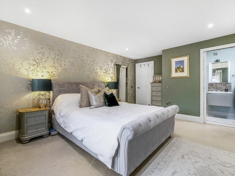 One of the en suite bedrooms.