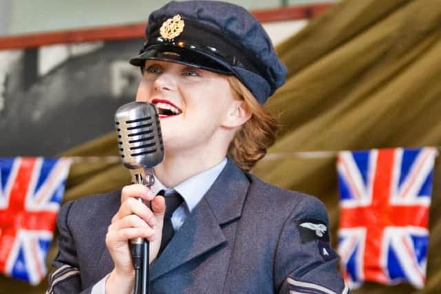 1940s vocalist Miss Sarah Jane will be singing at the Sleaford 1940s event.