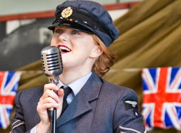 1940s vocalist Miss Sarah Jane will be singing at the Sleaford 1940s event.