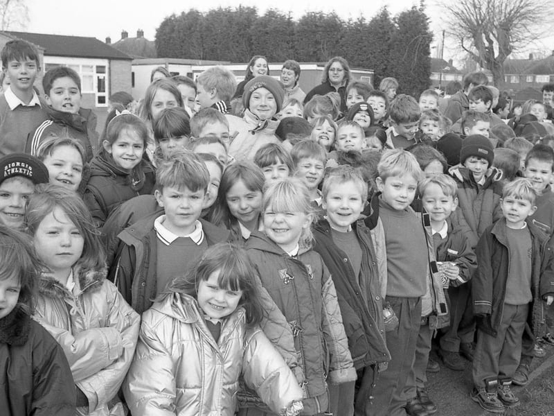 More of the pupils at Staniland Primary School 25 years.