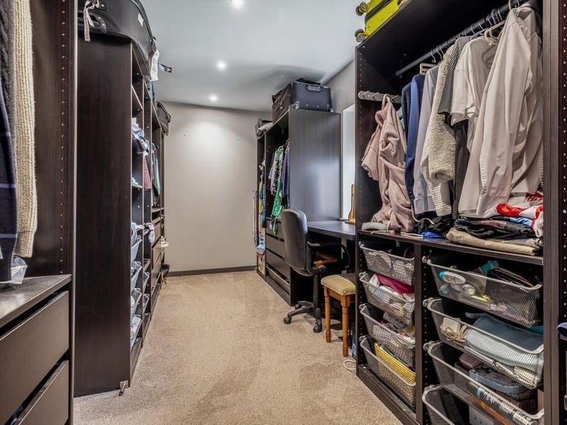 ... its dressing room and ...