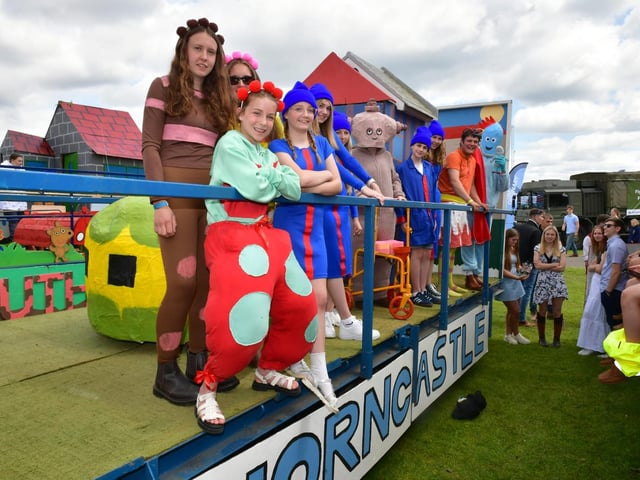 The Horncastle Young Farmers float/