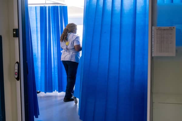A general view of staff on a NHS hospital ward at Ealing Hospital in London. Picture date: Wednesday January 18, 2023.