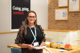 Specialist dementia nurses, known as Admiral Nurses, will support families living with dementia in Lincolnshire.