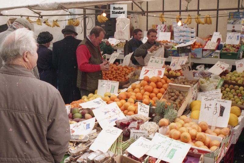 'Jaffa Sunrise - 4 for £1' and other deals on Boston Market in January 1999.