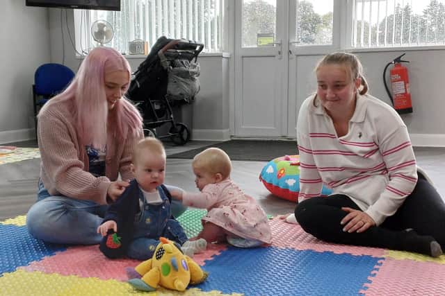 The informal weigh and stay group allows parents to take and children to play. Image: Dianne Tuckett