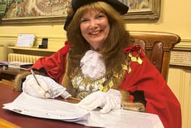 Coun Julia Simmons.