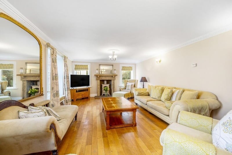 The sitting room.