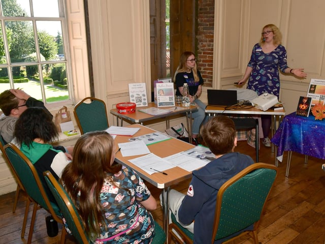 Author Anstice Brown giving a writers workshop at Fydell House.