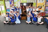 B&amp;DWC - AH-002 - Pupils at Bourne Abbey C of E Primary Academy with storyteller Mark Fraser