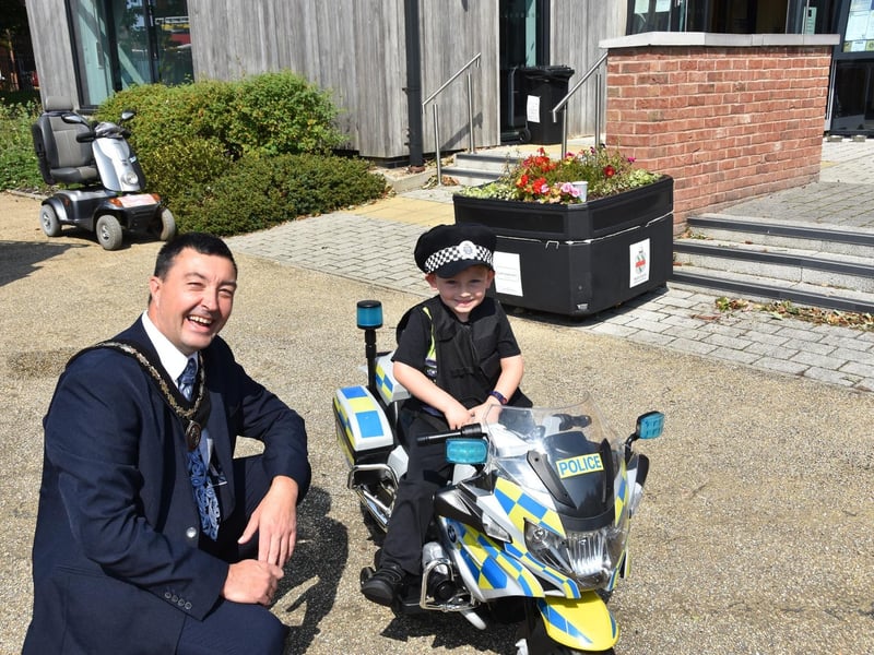 Mayor of Skegness Coun Jimmy Brookes pleased to see Lincolnshire Police recruiting young.