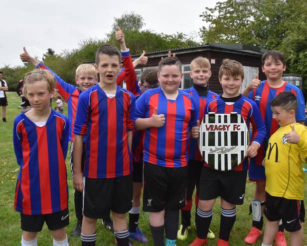 The victorious Wragby under 12s side.