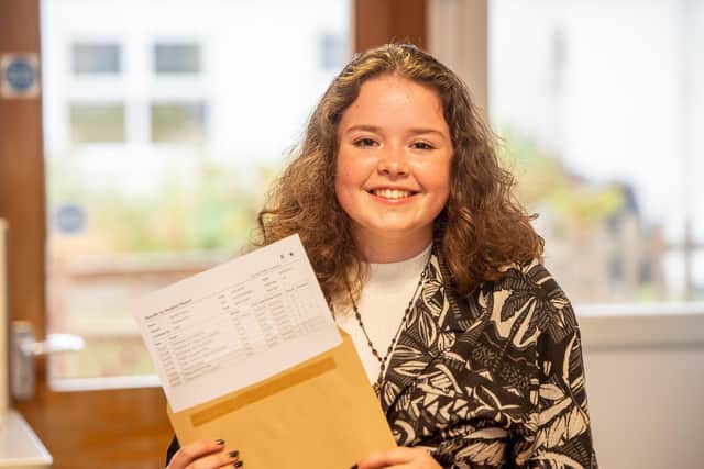 Harriet Tacey going to Lincoln College.