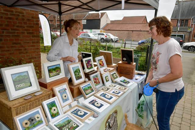 L-R Avie Mason of The Curly Sheep, Hacconby, Jackie Gilbert of Sleaford, at the Millstream Market.