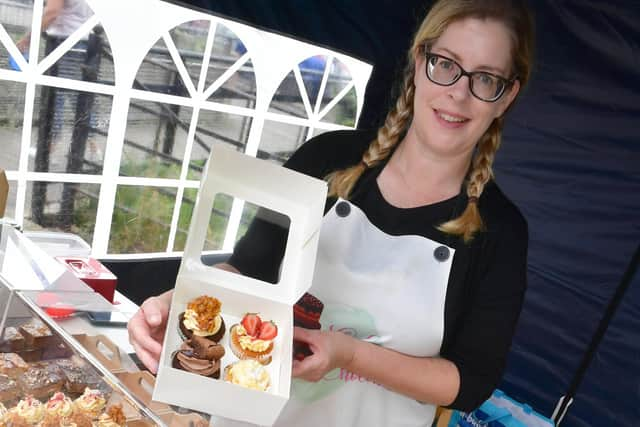 Teresa Fox of Cakes For Chocoholics, Sleaford on Millstream artisan market.