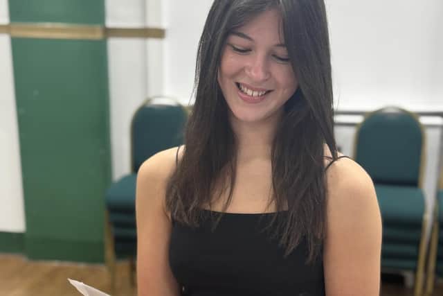 Danielle Titterton agoes on to read Geography at the University of Reading