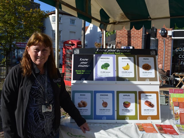 Learning about food waste with Elaine Bilton from West Lindsey District Council