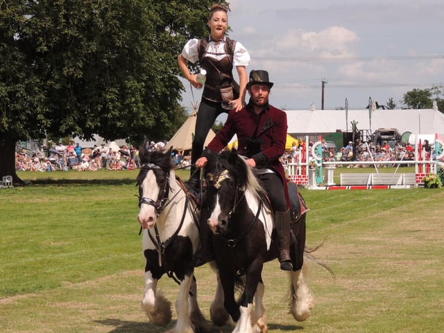 Trick riding from Gui Godts the Belgian Bouncing man.