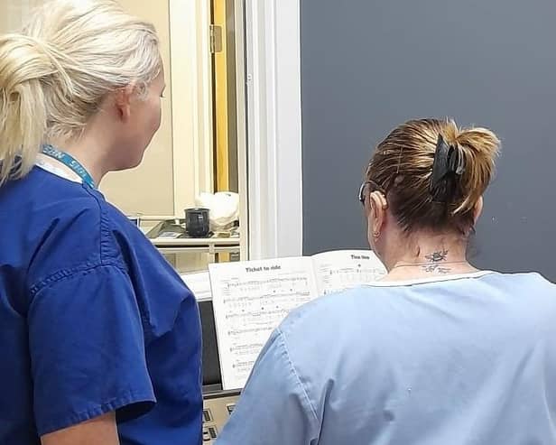 A Yamaha organ has been donated to Skegness Hospital.
