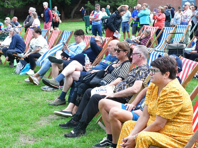Crowds at Tower Gardens.